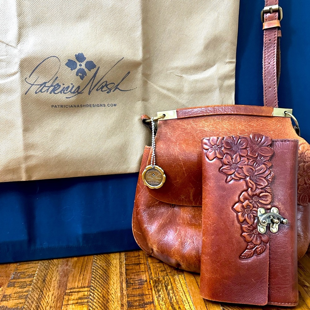 Patricia Nash Veneto Hand Tooled Leather Saddle Crossbody Purse w Terresa Wallet - Picture 2 of 8
